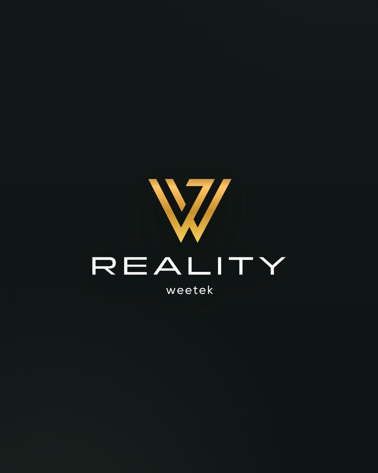 Logotyp WEETEK Reality — zlato na hlubinné zelené